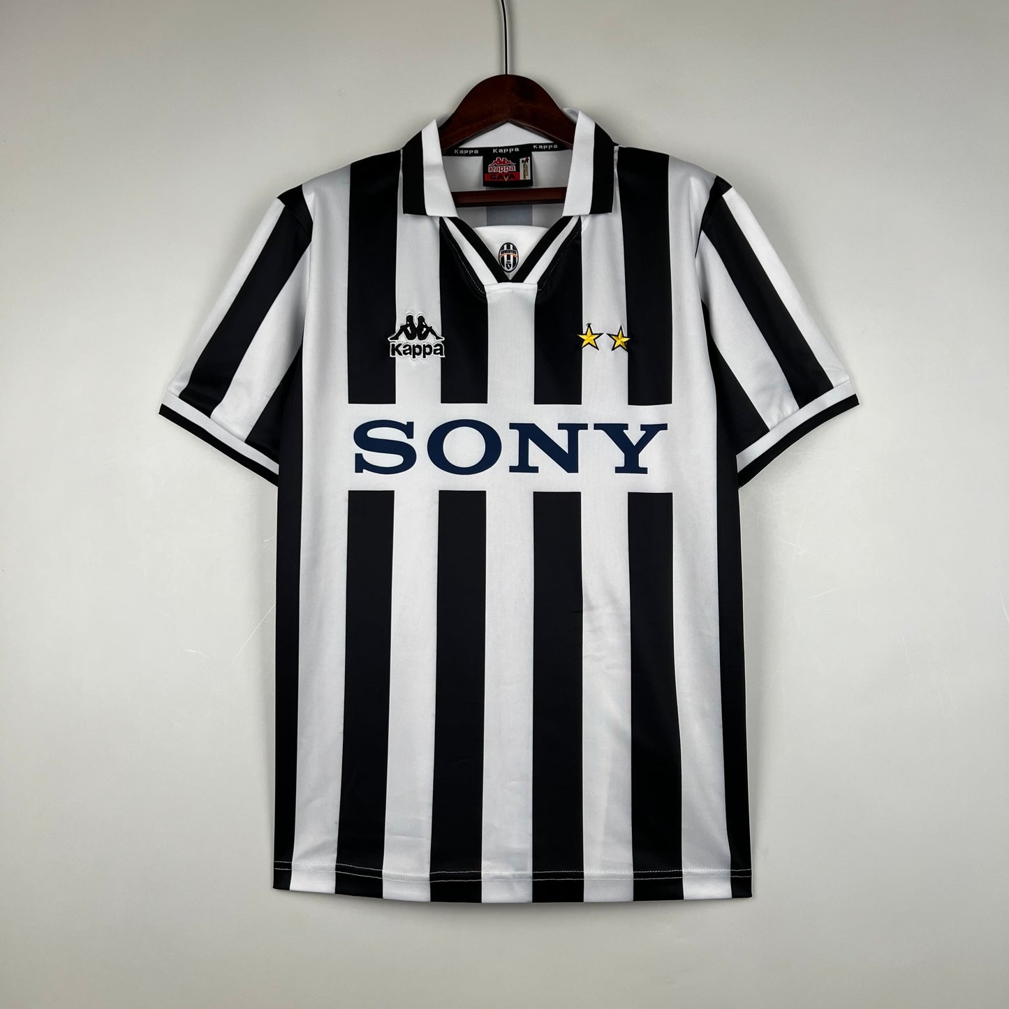 Retro Football Classics Juventus 1995 - 1997 Home