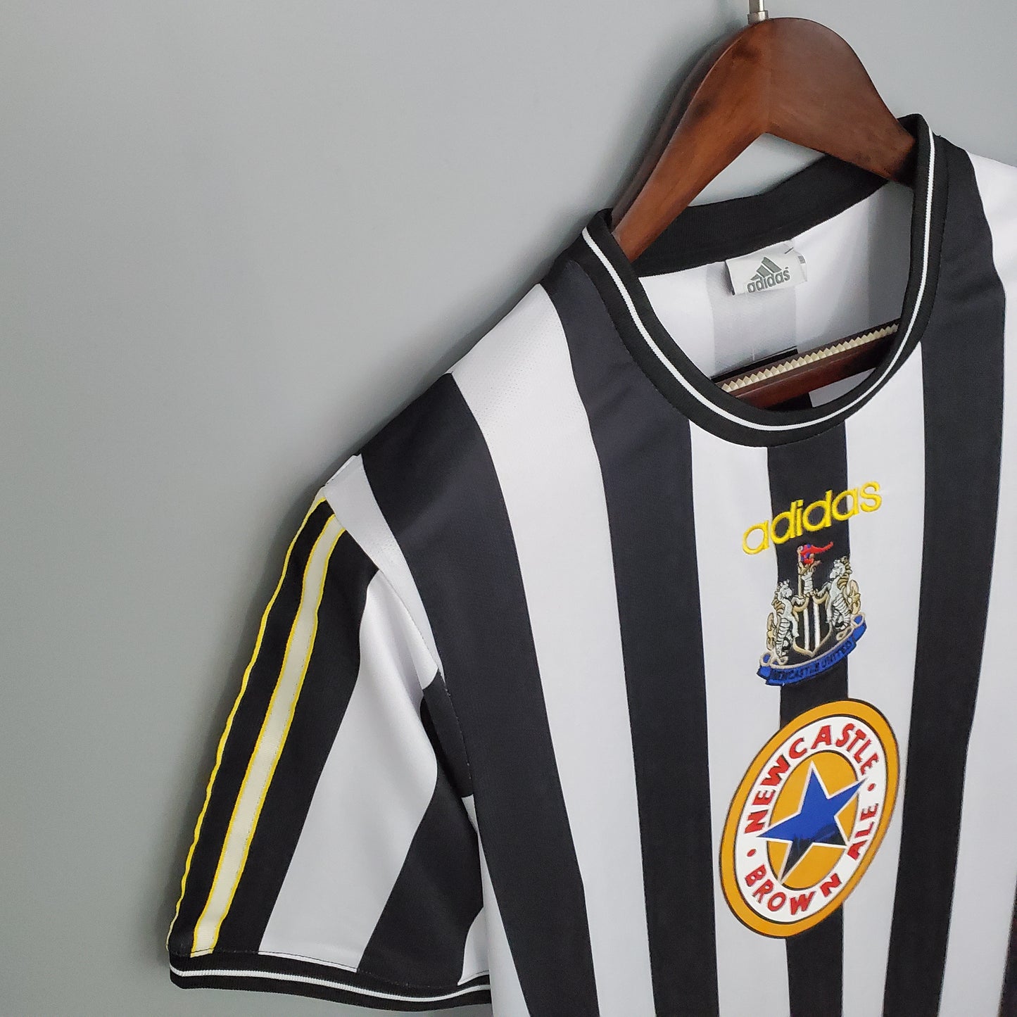Newcastle United 1997 - 1999 Home Jersey
