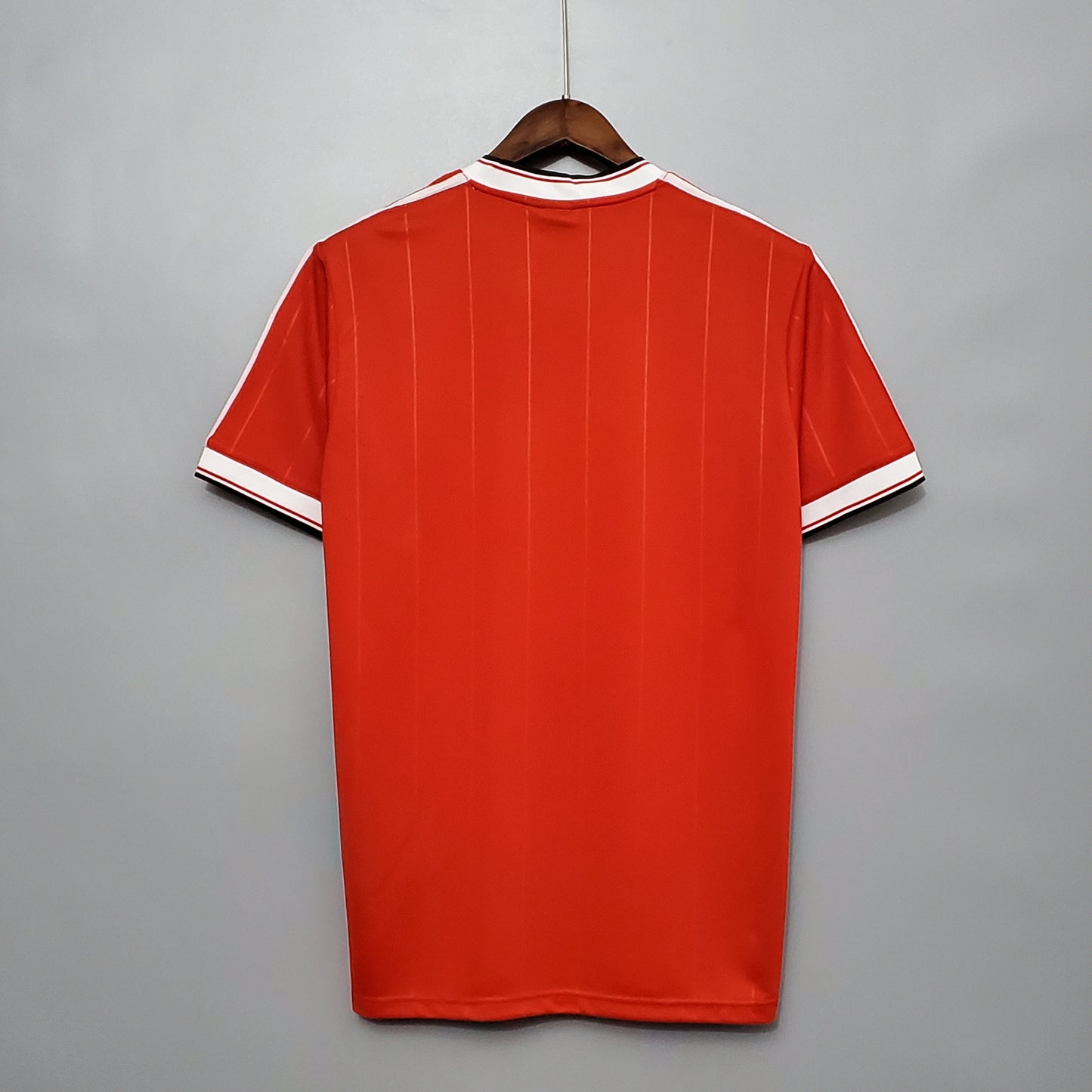 Manchester United 1983 Home Short Sleeve Jersey