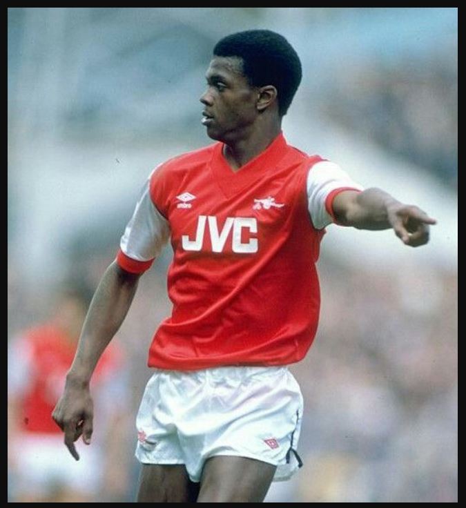Arsenal 1982 - 84 Home Jersey
