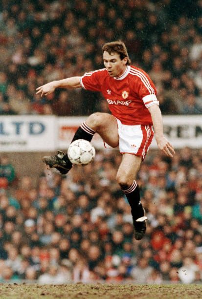 Manchester United 90/91 Home Jersey