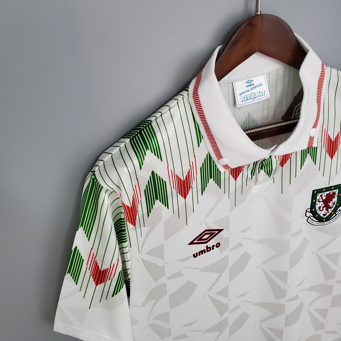 Wales 1990 Away Jersey
