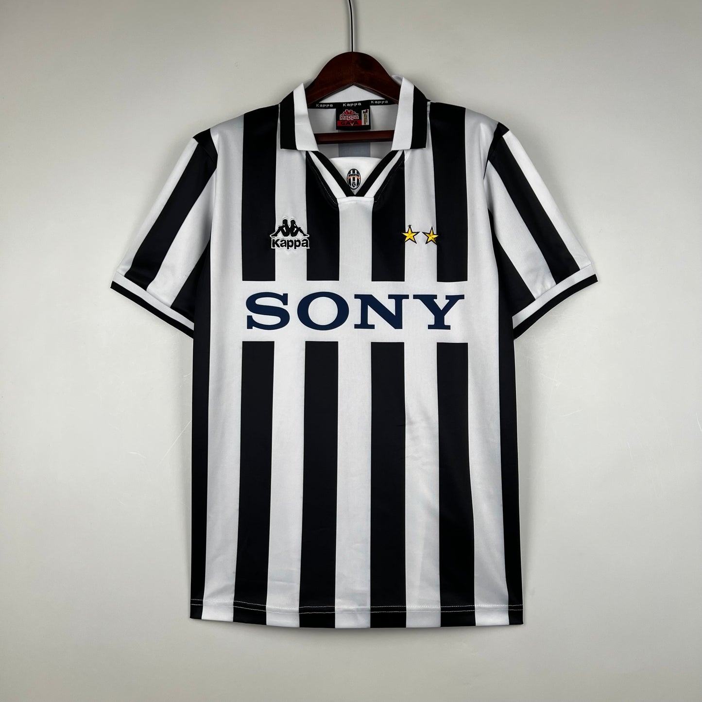 Retro Football Classics Juventus 1995 - 1997 Home 