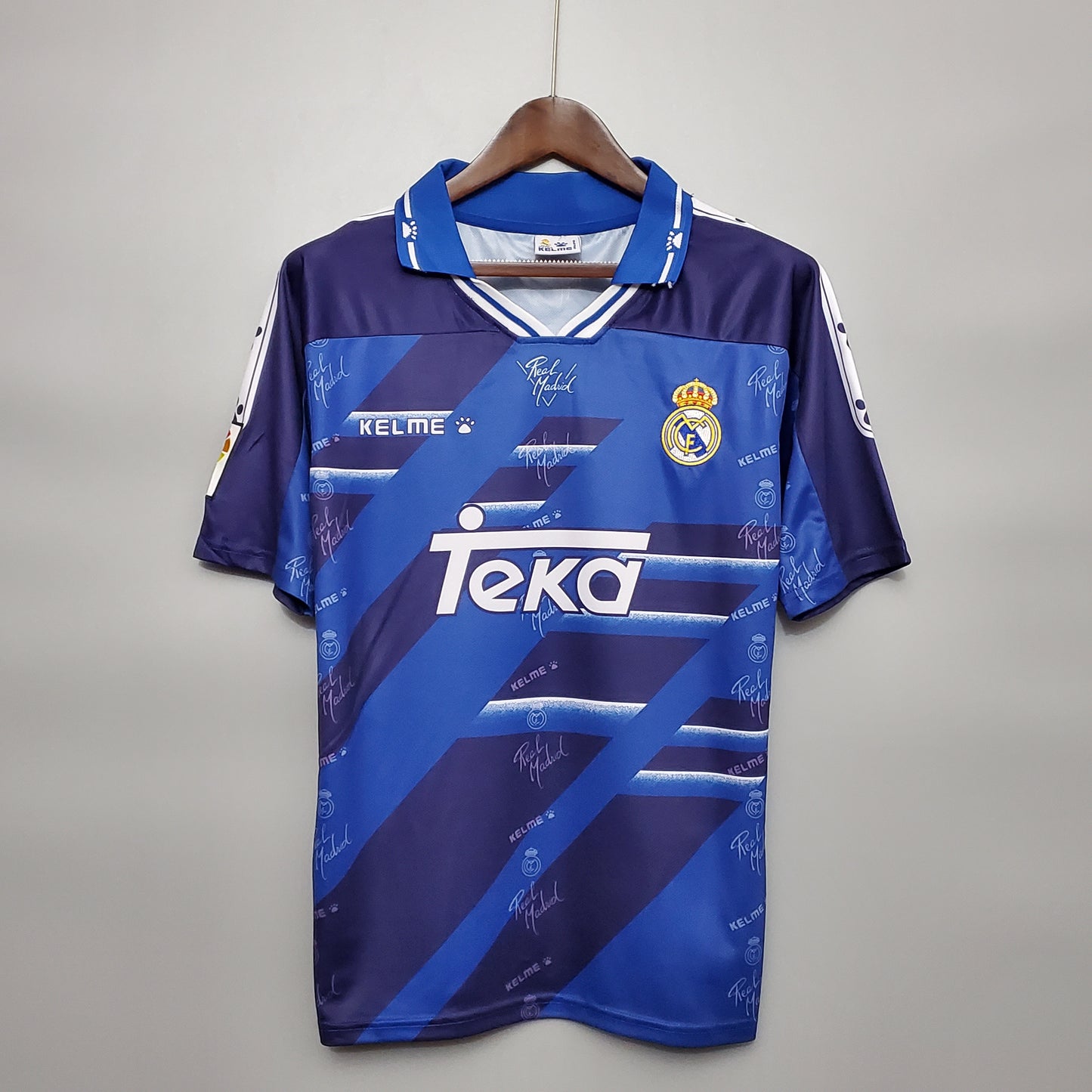 Retro Football Classics Real Madrid 1994 - 96 Away Jersey