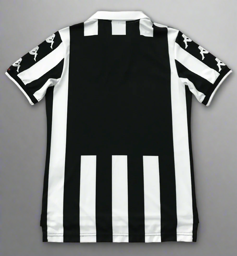 Retro Football Classics Juventus 99/00 Home Jersey