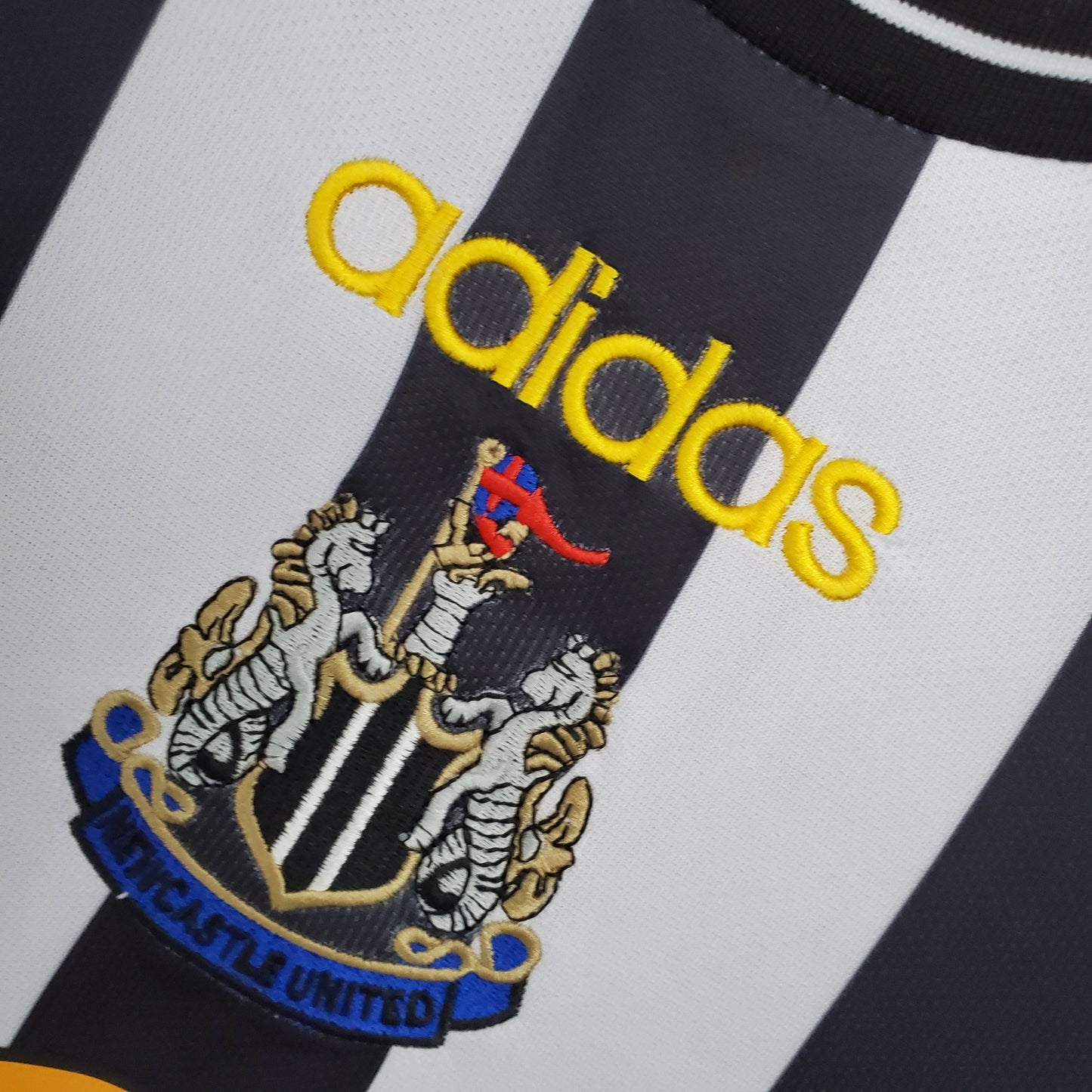 Newcastle United 1997 - 1999 Home Jersey