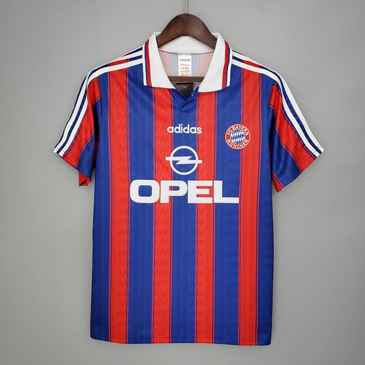 FC Bayern Munich 1995 - 97 Home Jersey