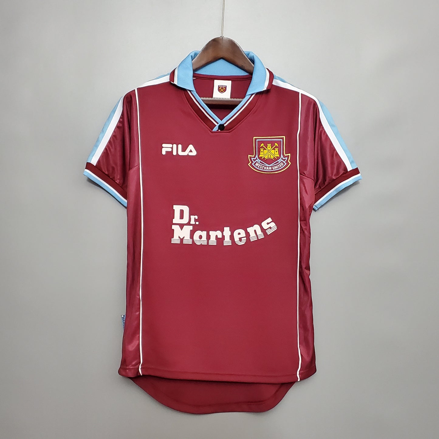 Retro Football Classics West Ham United 99/00 Home Jersey