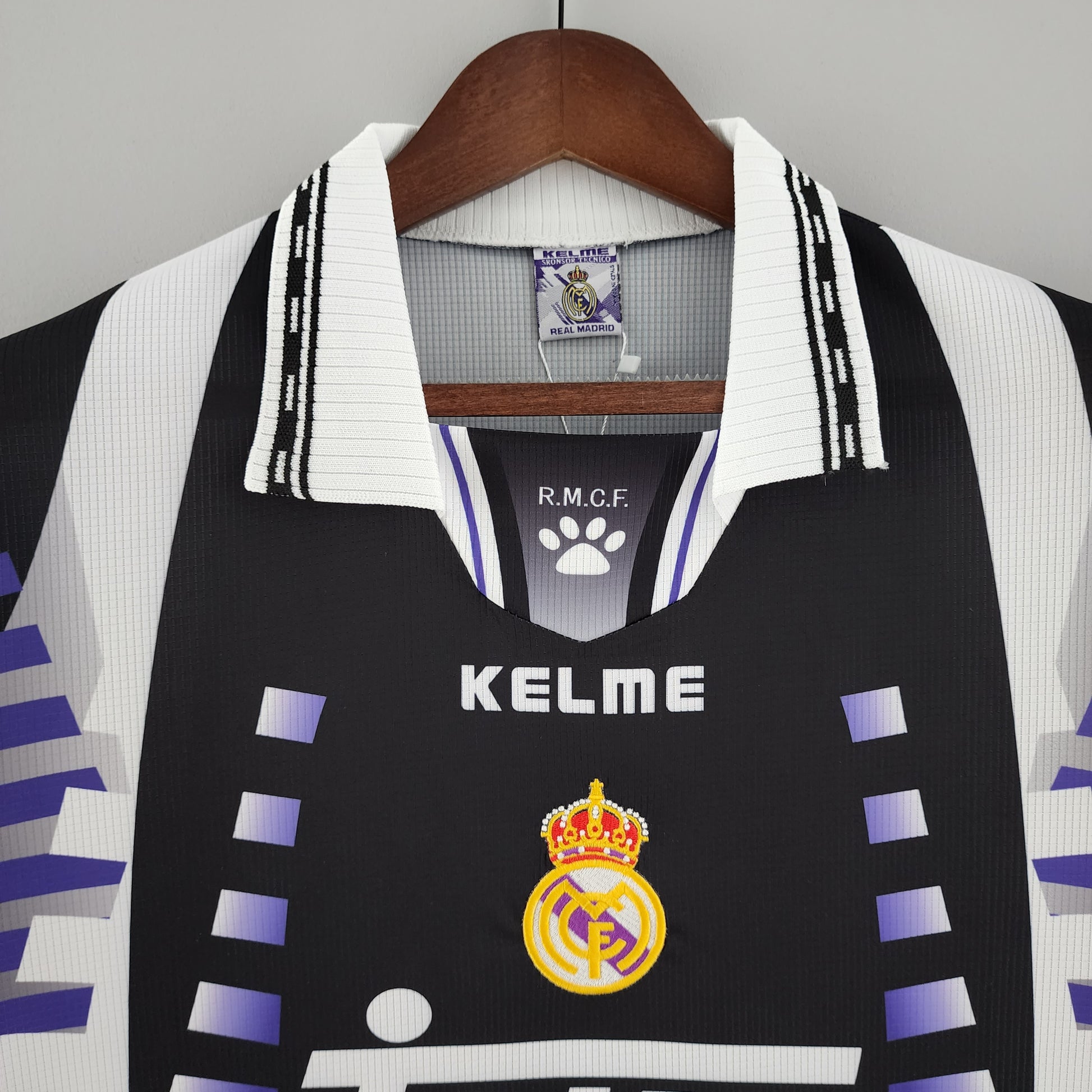 Retro Football Classics Real Madrid 97/98 Away Jersey&nbsp;