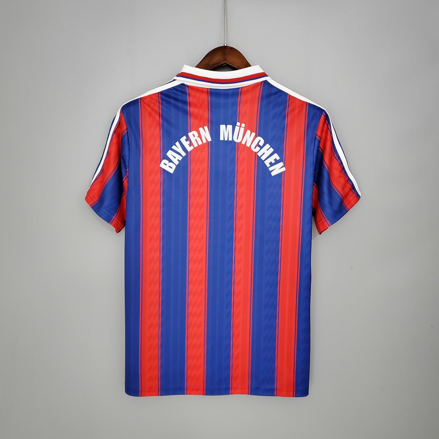 FC Bayern Munich 1995 - 97 Home Jersey