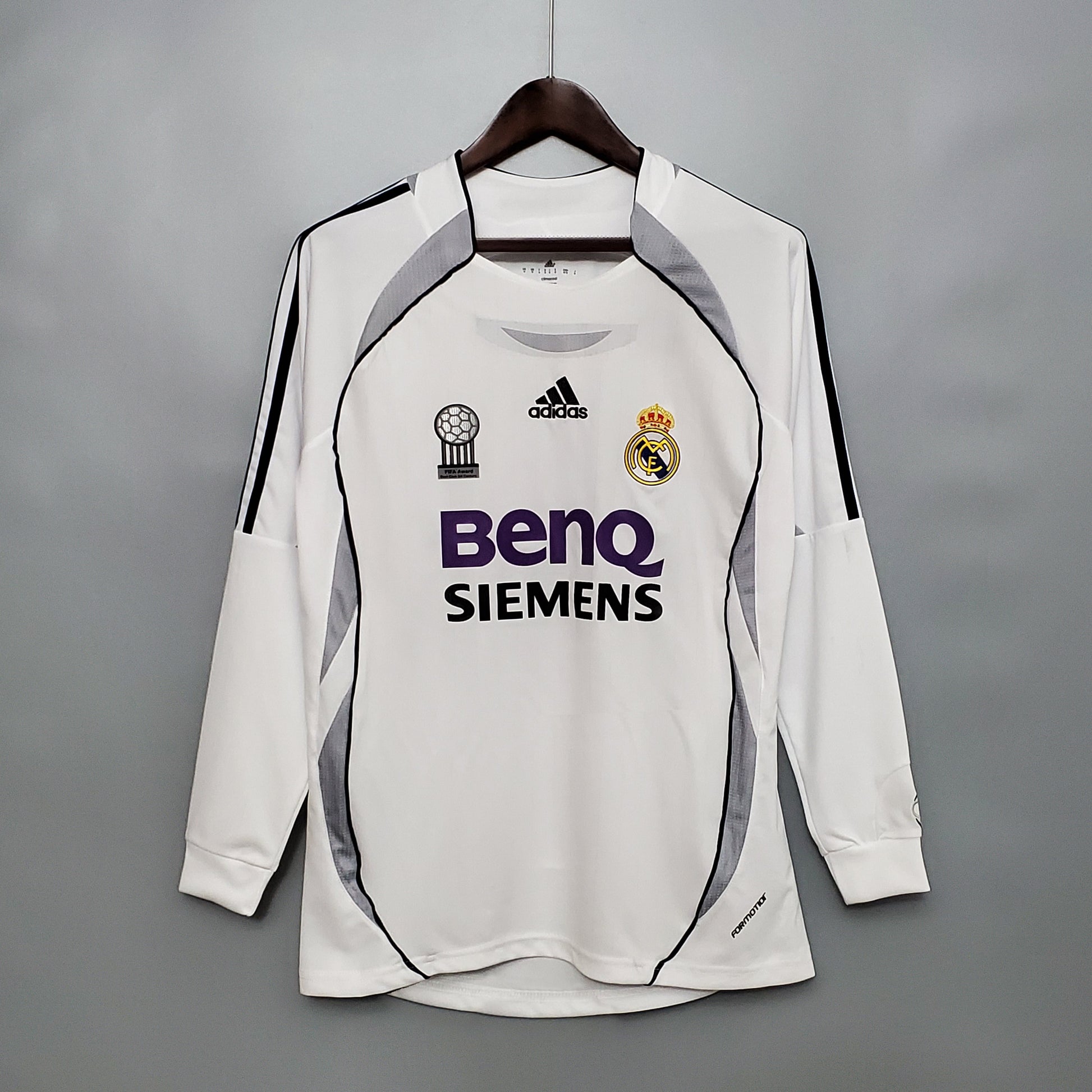 Retro Football Classics Real Madrid 06/07 Champions League Long Sleeve Home Jersey