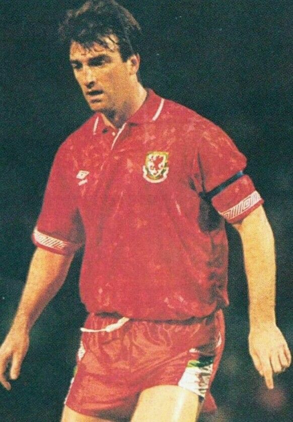 Wales 1990 Home Jersey