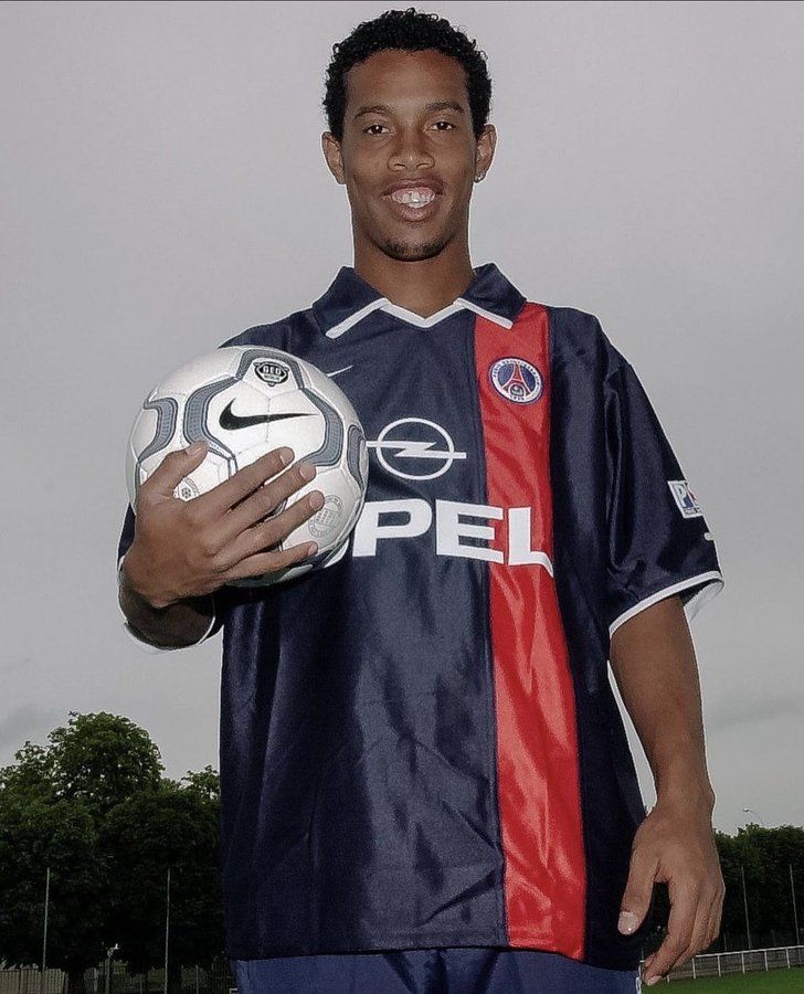 PSG 01/02 Home Jersey